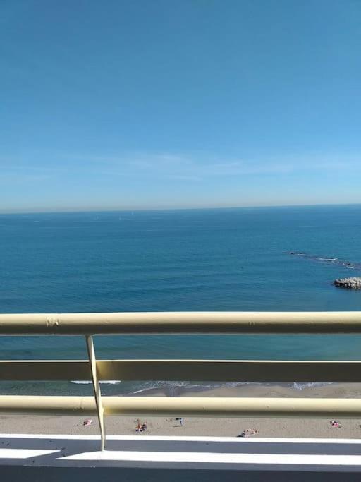 Seafront Apartment With Open-Air Heated Pool 丰希罗拉 外观 照片