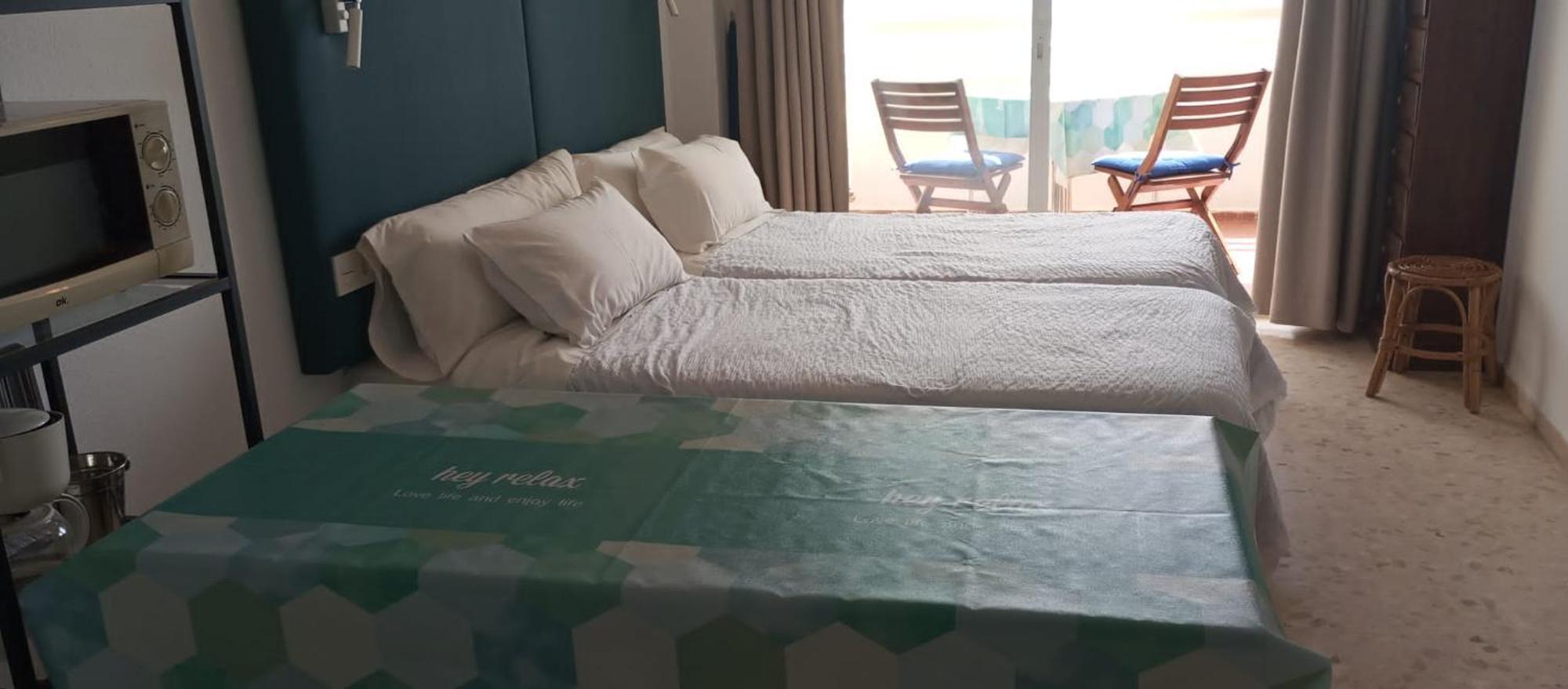 Seafront Apartment With Open-Air Heated Pool 丰希罗拉 外观 照片